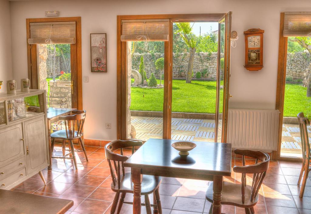 La Casa Del Huerto Hotel Quintanilla-Vivar Buitenkant foto